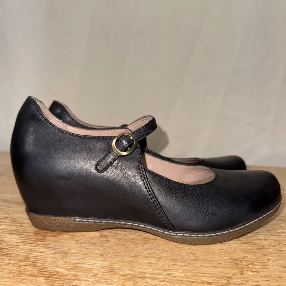 Dansko Loralie Mary Jane Shoes Women's Size 36 Black Leather Hidden Heel Wedge